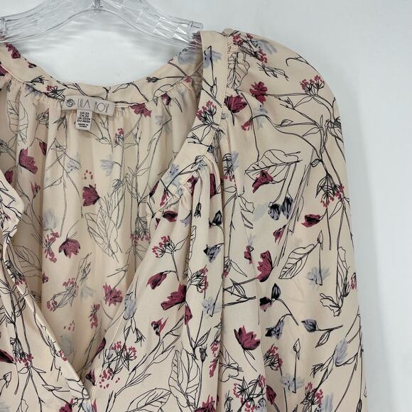 Lila Rose Long Sleeve Split Neck Floral Top Size 2X - Picture 3 of 7